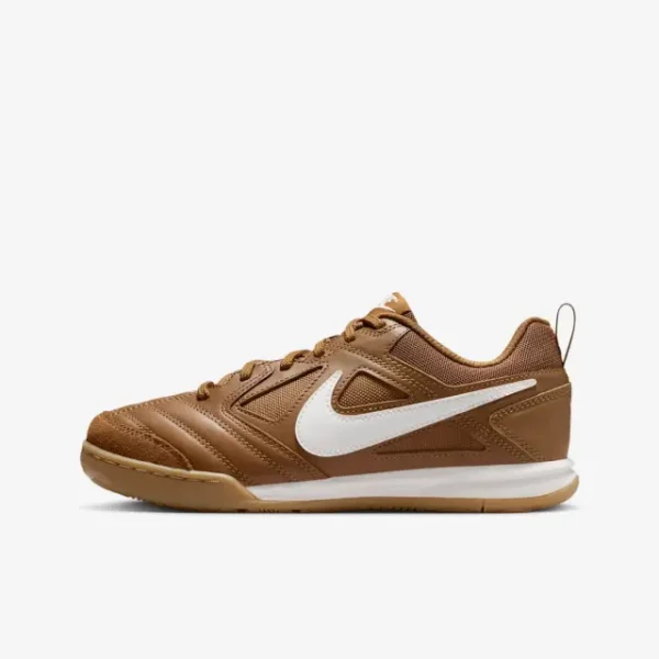 Everton Shirts nike-gato-light-british-tan-gum-light-brown-ivory-archaeo-brown-gs-hv9596-200 - Collection with Premium Football Boots for Fans