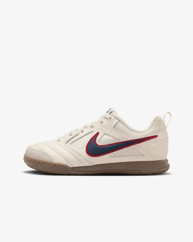 Everton Shirts nike-gato-pale-ivory-university-red-thunder-blue-gs-hv9596-103 - Collection with Premium Football Boots for Fans Everton Shirts nike-gato-pale-ivory-university-red-thunder-blue-gs-hv9596-103 - Collection with Premium Football Boots for Fans
